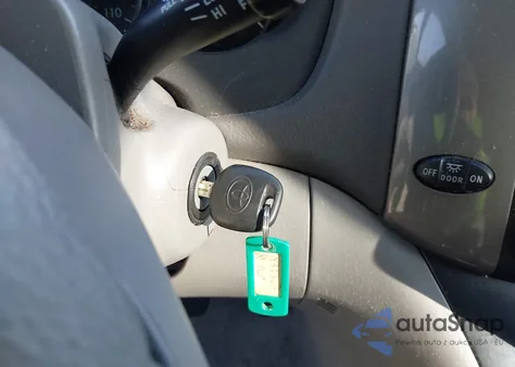 2010 Toyota Sienna Le из США, поврежденный, VIN 5TDKK4CC2AS320919